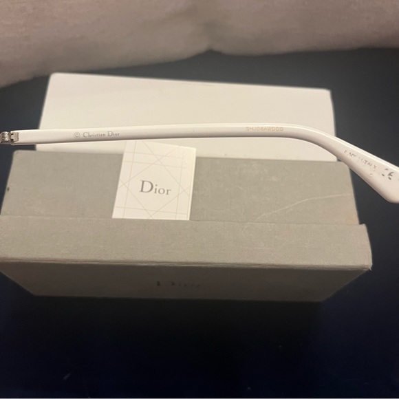 Dior SoReal Sunglasses - Picture 3 of 5